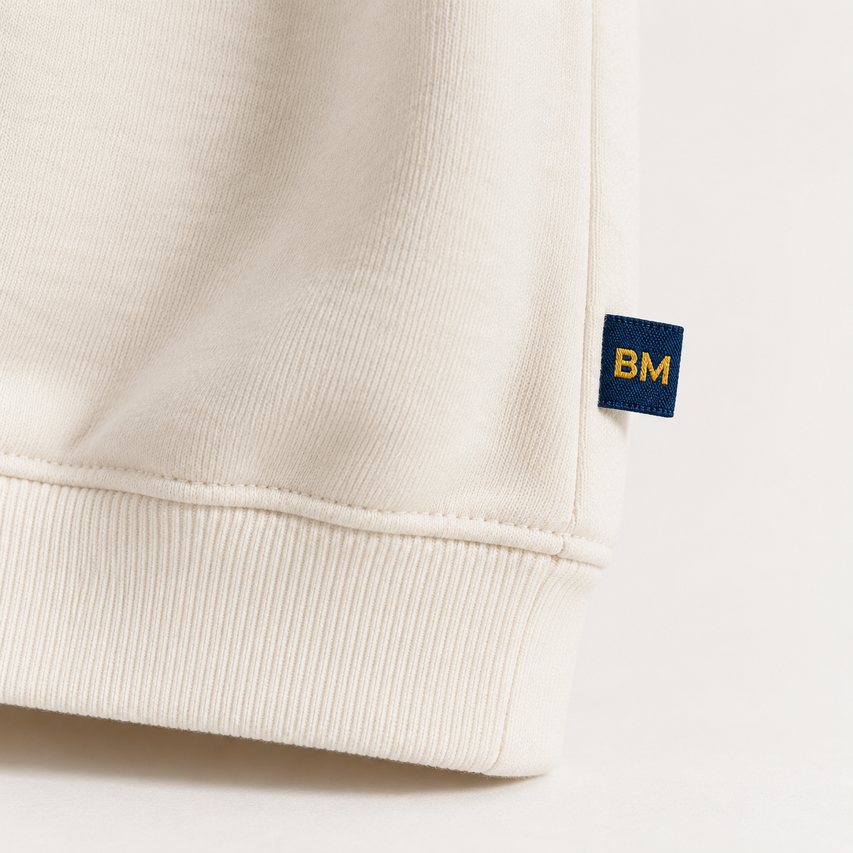 COVENANT Crewneck
